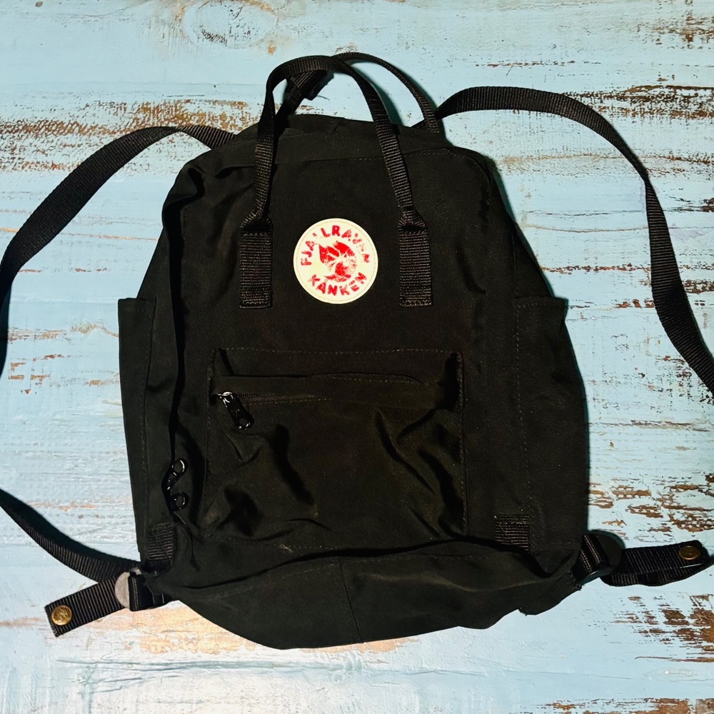 Kånken Classic Black Backpack